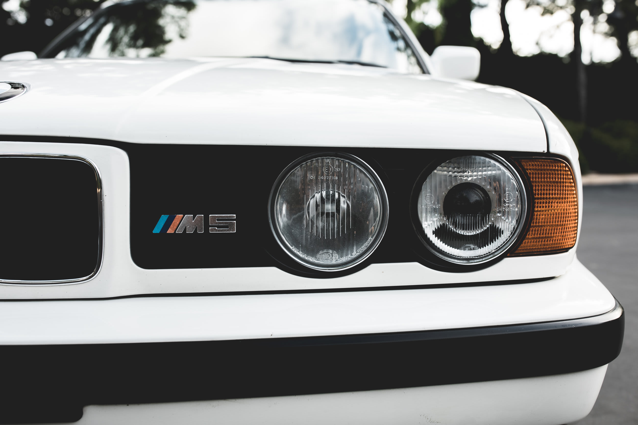 BMW E34 M5 — frame 03