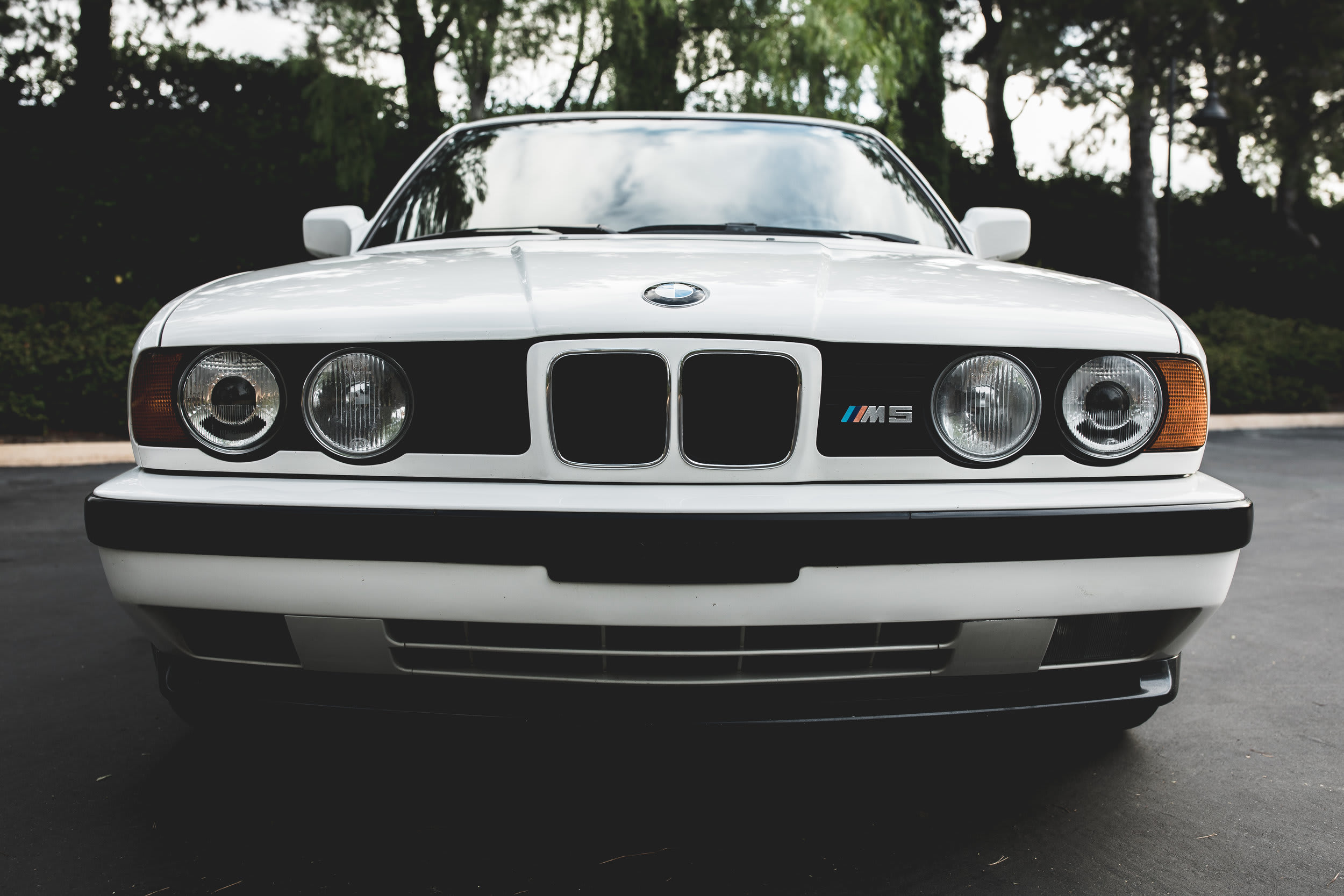 BMW E34 M5 — frame 06