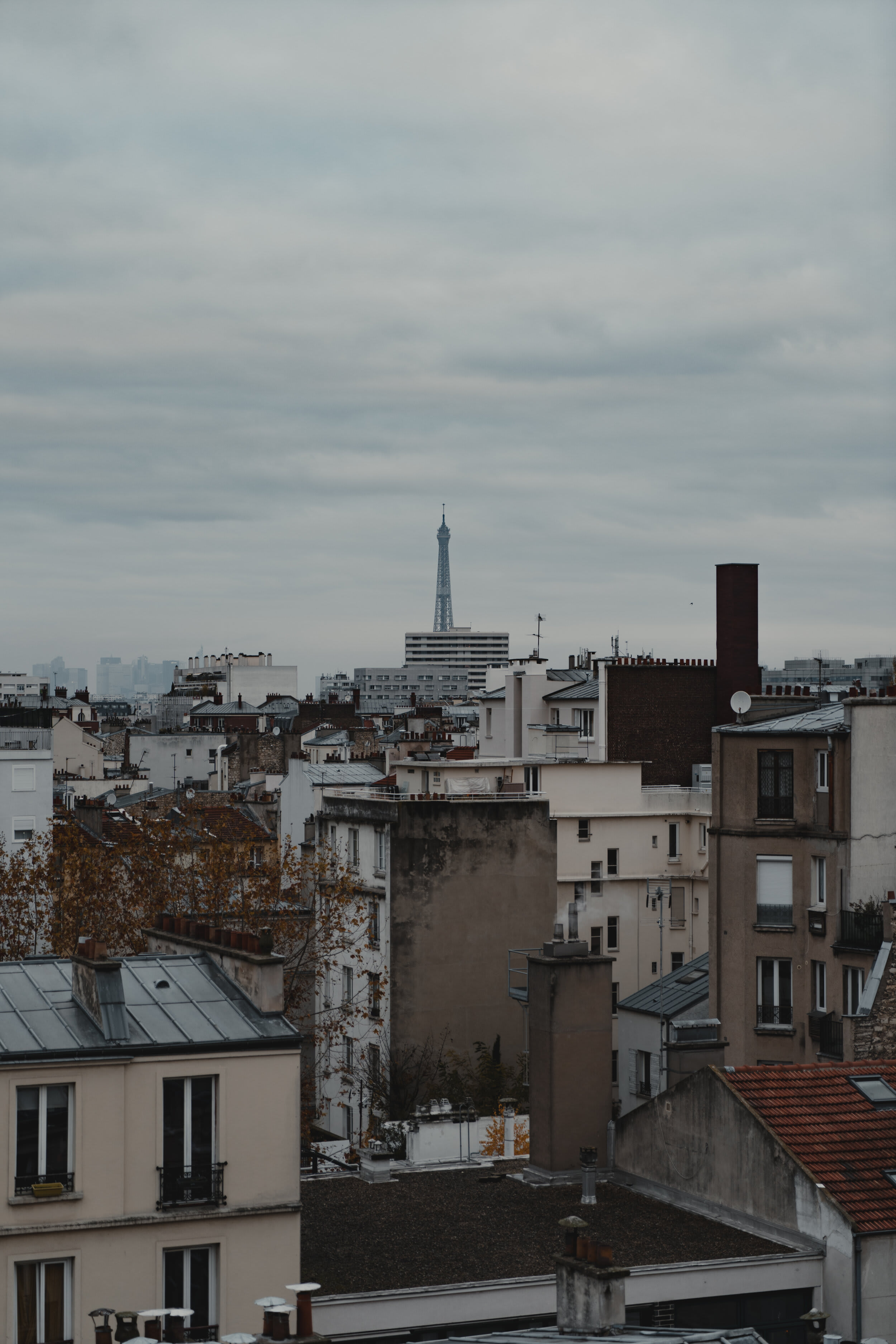 France — frame 02
