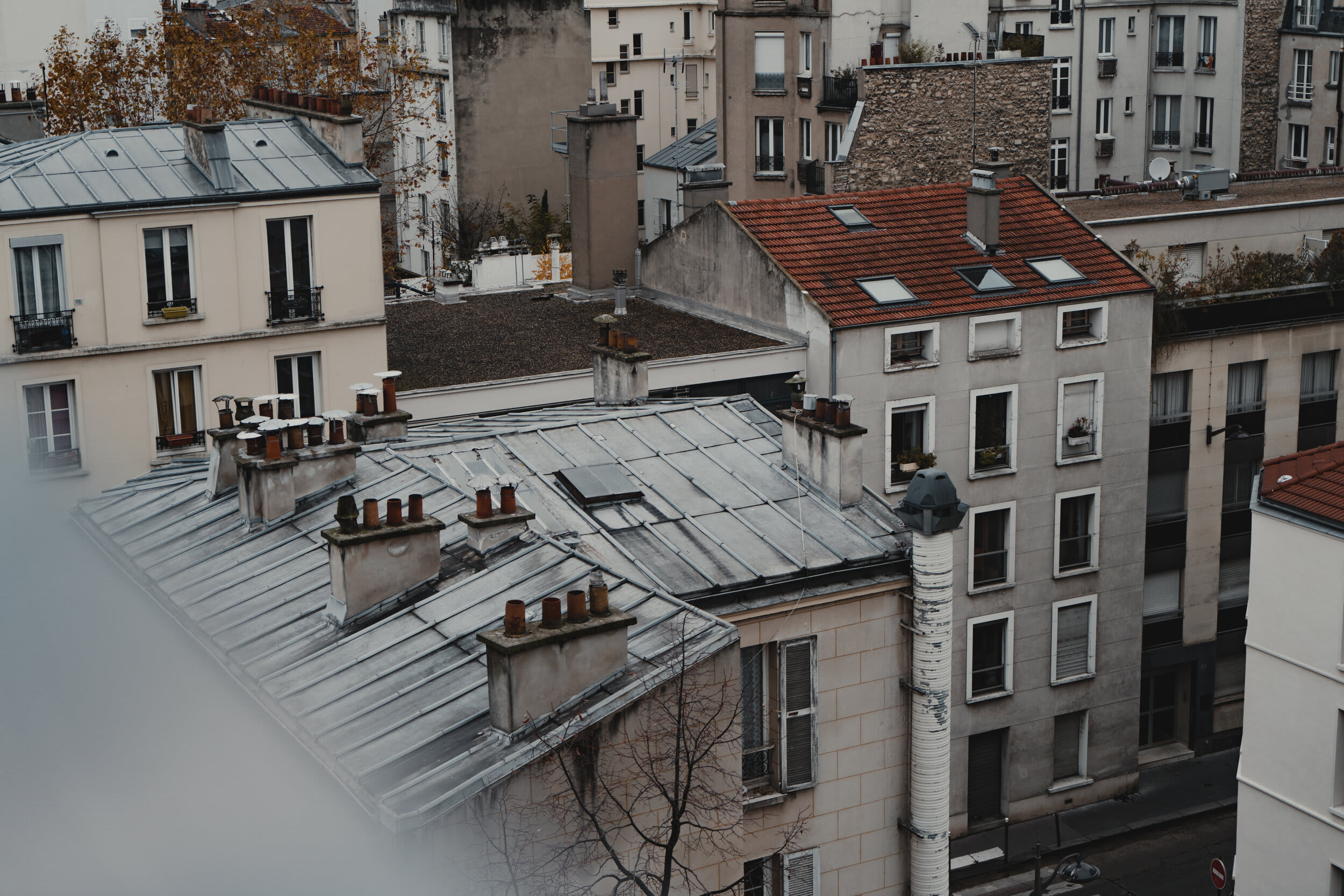 France — frame 03