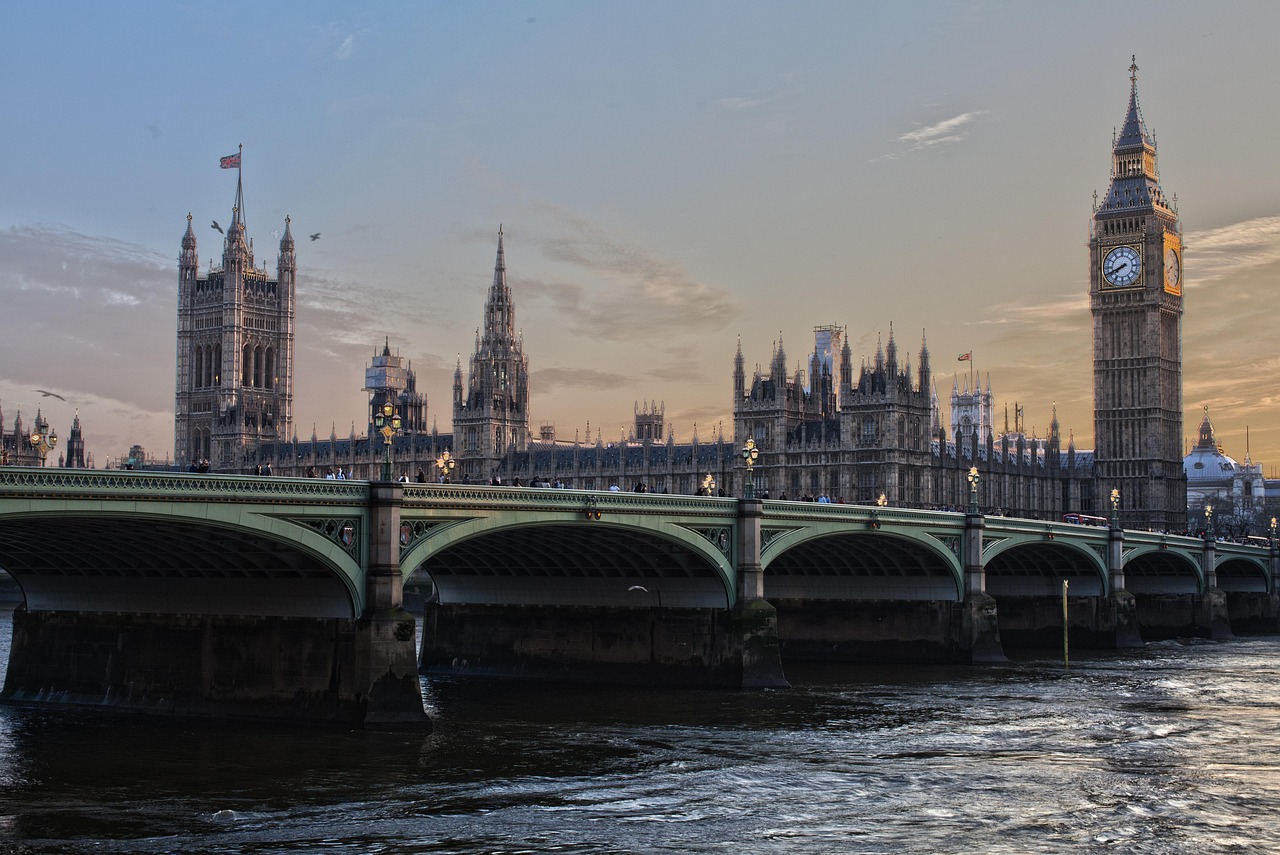 Breaking Down the 2025 Immigration White Paper: Key Changes to UK Visa and Settlement Rules