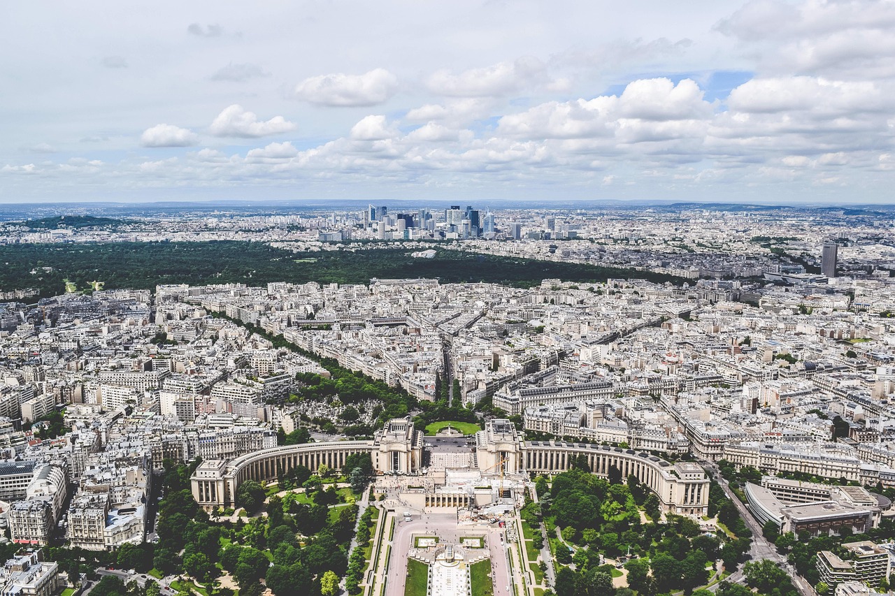 New French Minimum-Wage Hike Alters Immigration Salary Thresholds: What You Need to Know