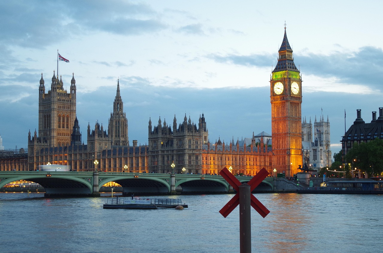 Major Changes in UK Immigration Law Set for 2026: What You Need to Know
