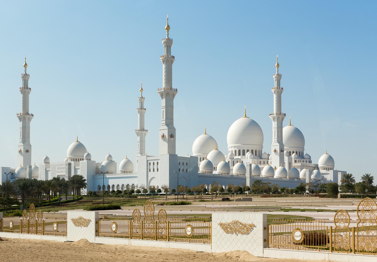 UAE Cracks Down on Illegal Domestic-Worker Agencies to Protect Labor Rights