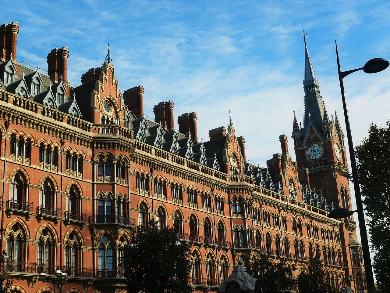 UK Parliament Approves Order to Increase Immigration Application Fee Ceilings: What You Need to Know