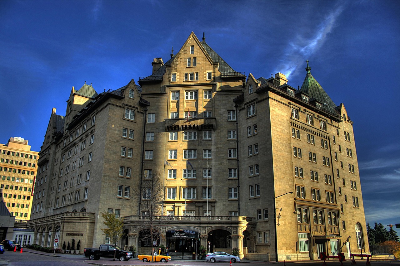Canada's Immigration Budget Cuts: Impact on Settlement Agencies and Newcomers