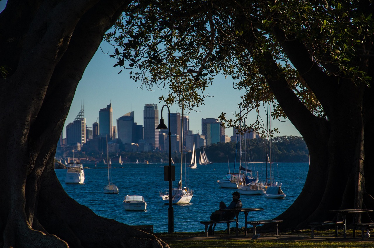 Australia Increases Minimum Salary Threshold for Employer-Sponsored Visas to AUD 76,515