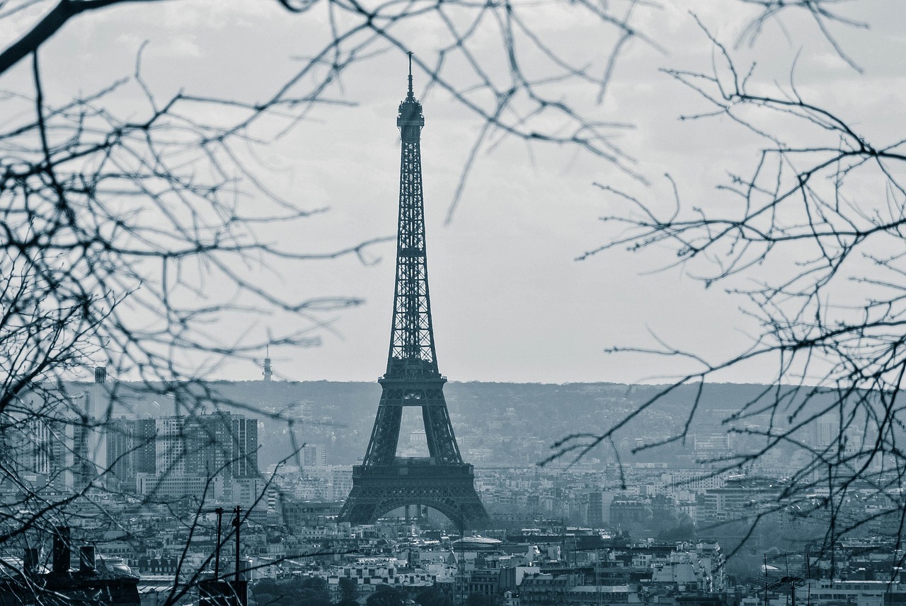 France's Immigration Fee Hike Set for 2026: What Expats and Employers Need to Know