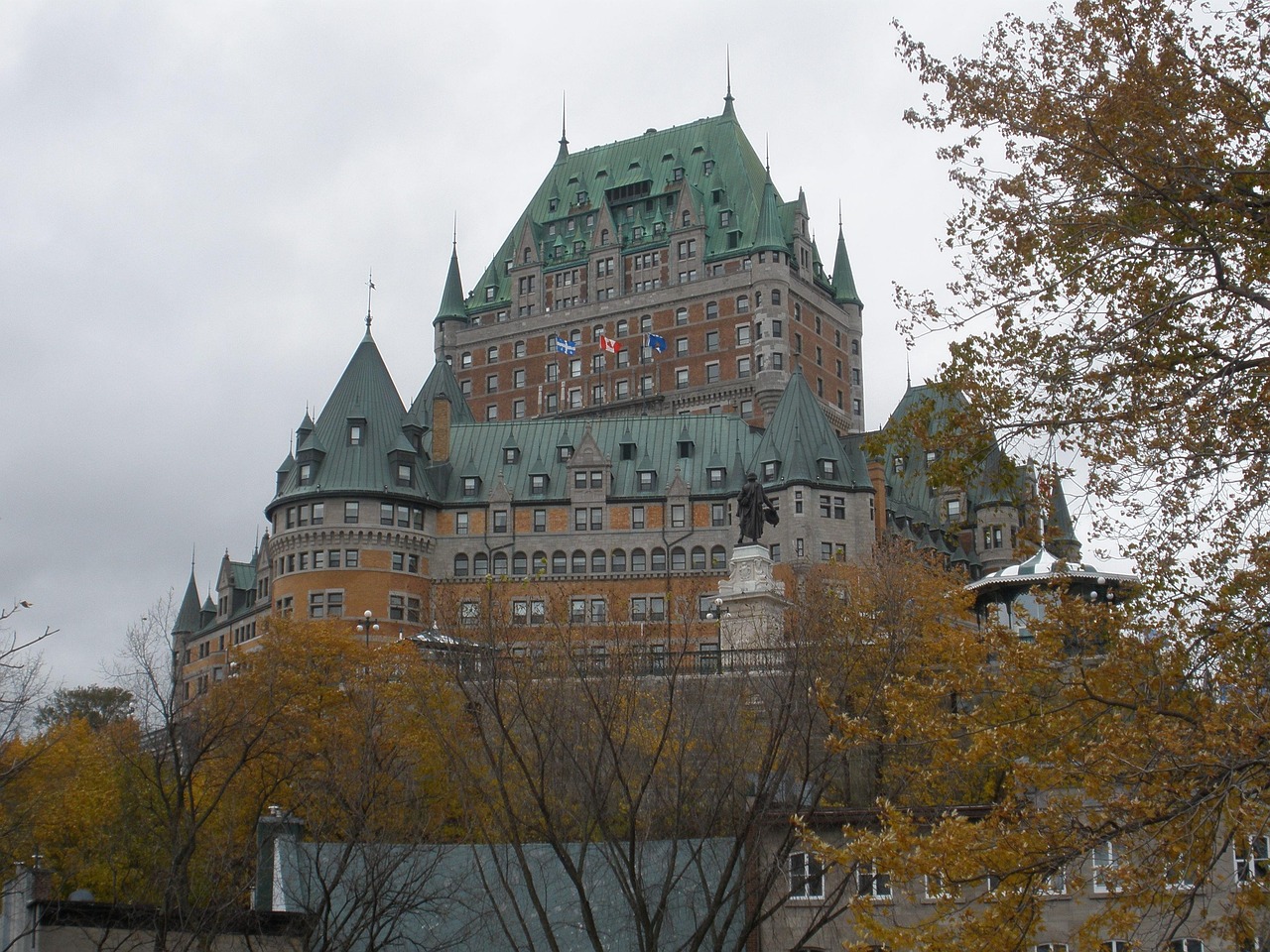 Canada's New Express Entry Record: 4,000 ITAs in a Single Draw