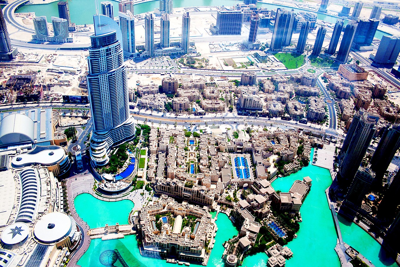 UAE's Bold Move: 30-Day Visa Grace Period Amid Regional Flight Turmoil