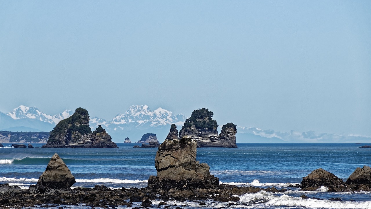 New Zealand: new zealand, tasman lake, tasman sea, sea, water, coast, new zealand alps, mountains, snow, glacier, nature, landscape, south island, heaven, blue