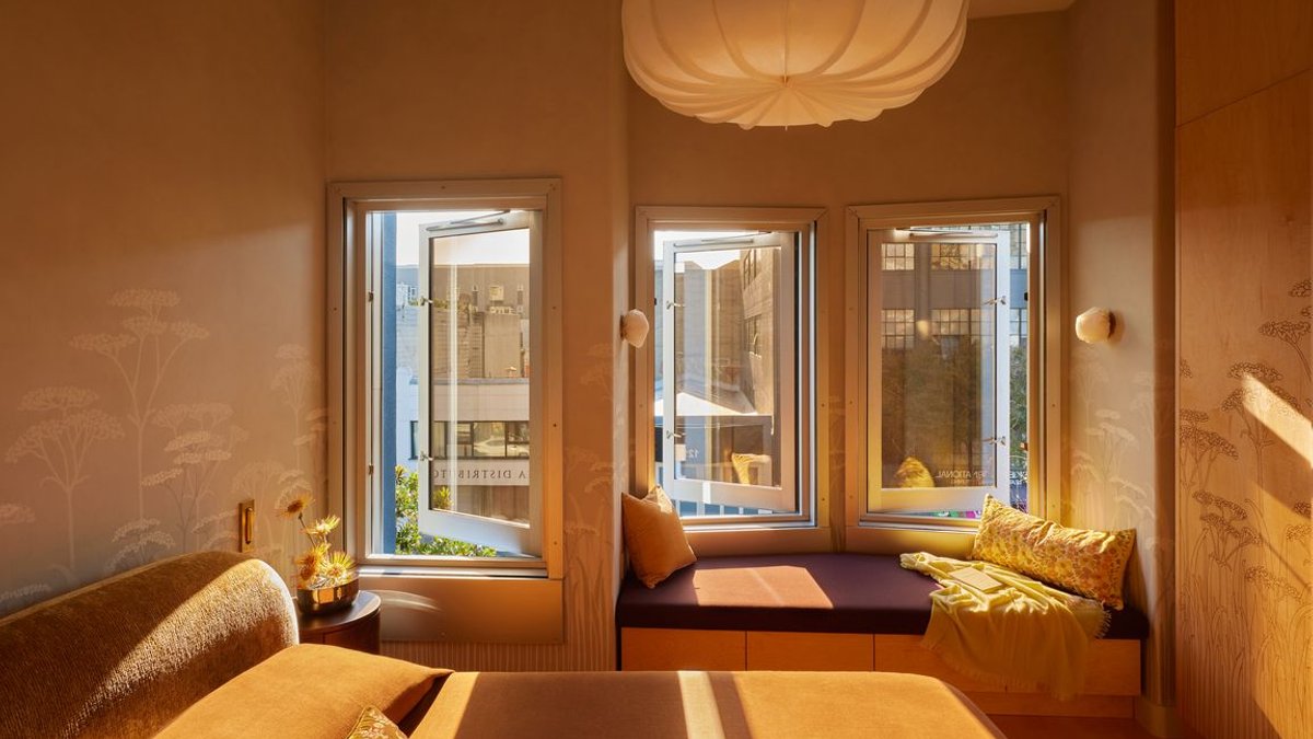 San Francisco home blends Star Trek and Dune aesthetics - sci-fi home