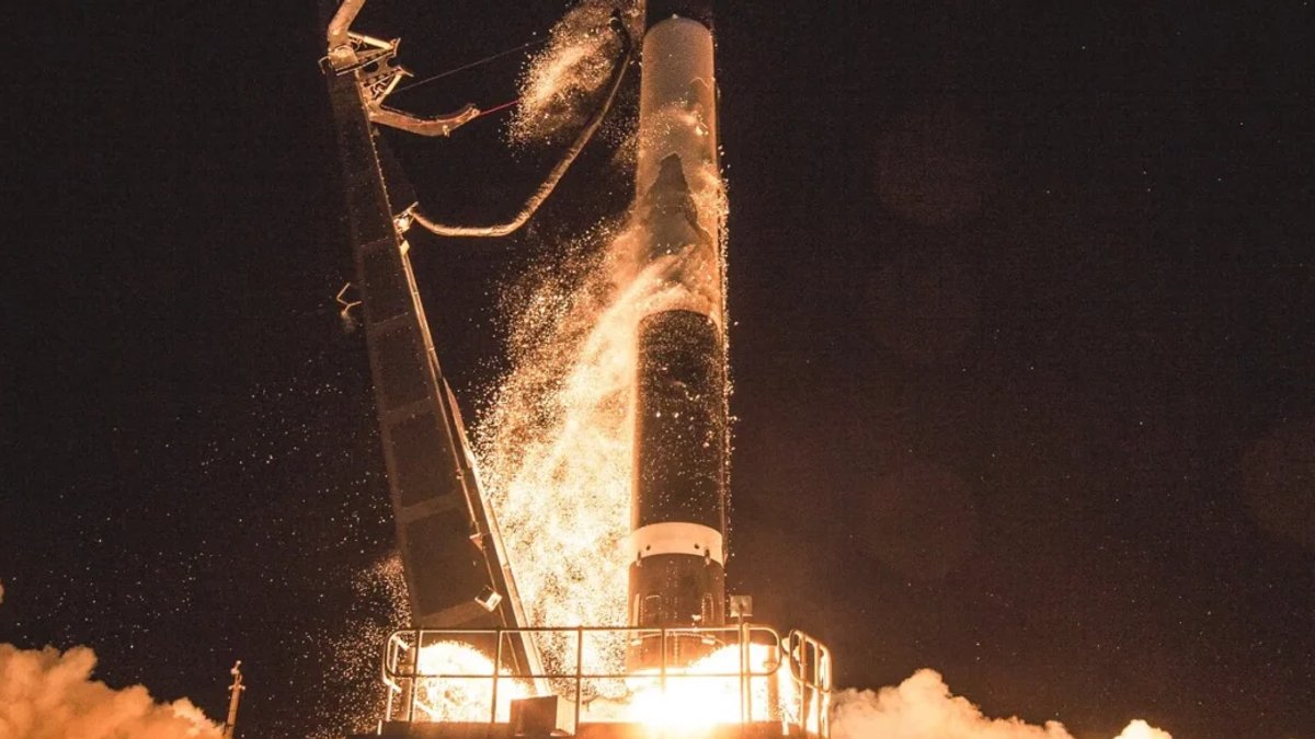China Eyes Rocket Booster Landings Soon - rocket boosters