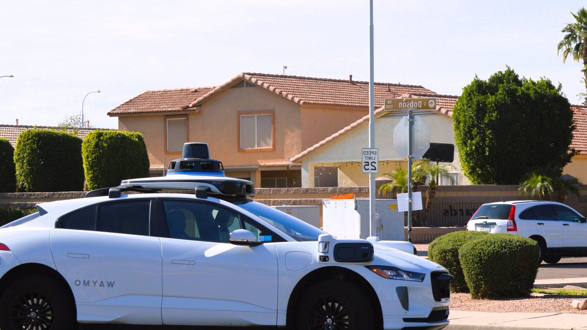 US Proposes Dropping Brake Rules for Waymo Robotaxis
