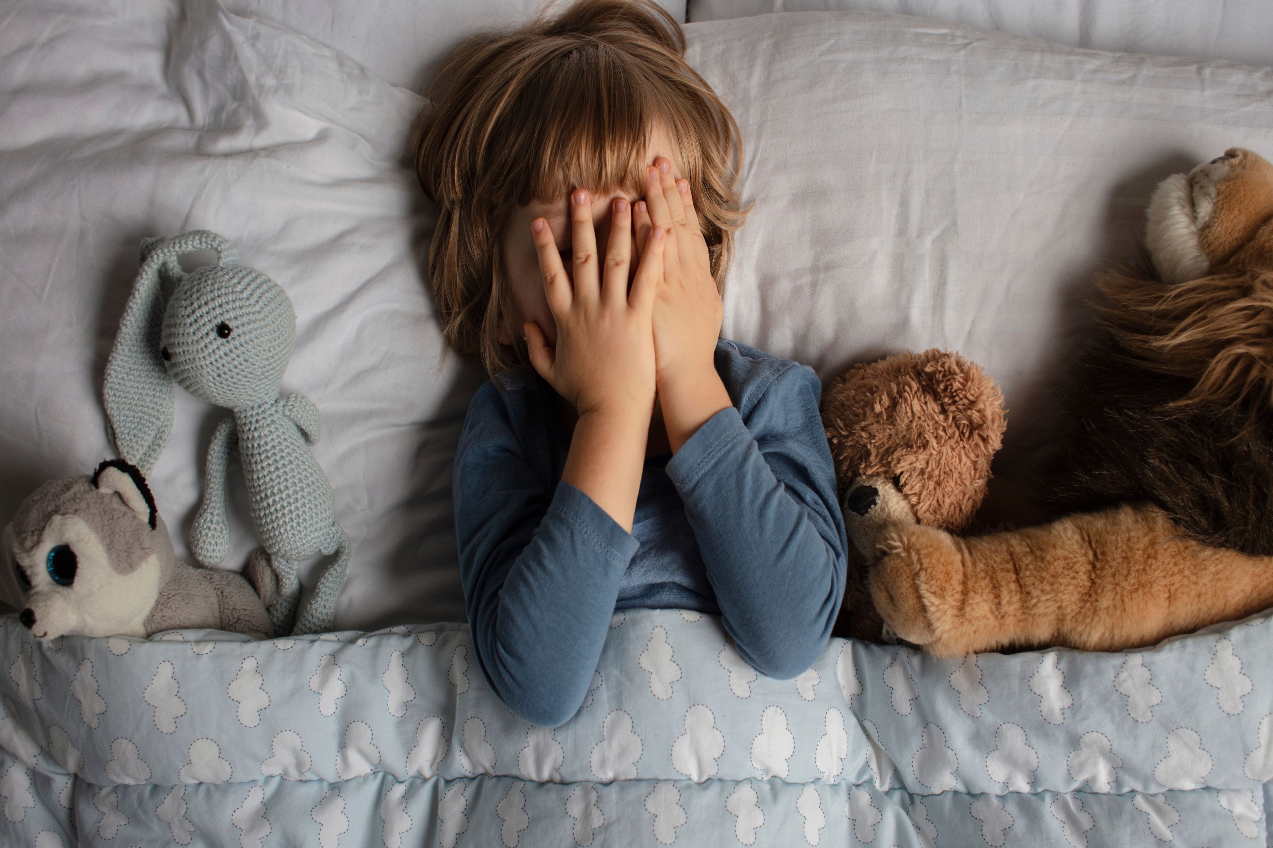 What are the important tips that you need to know for managing sleep issues in children?