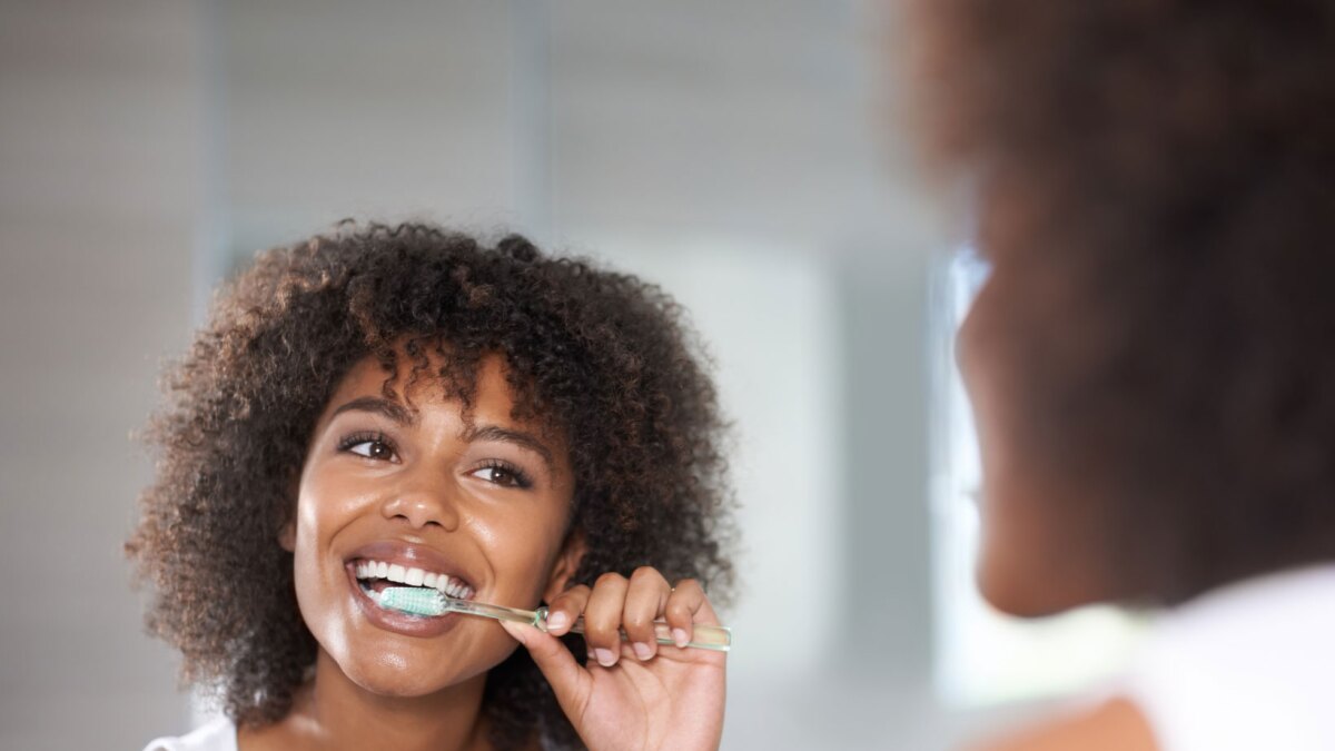 What Would a Healthy Dental Hygiene Routine Look Like?