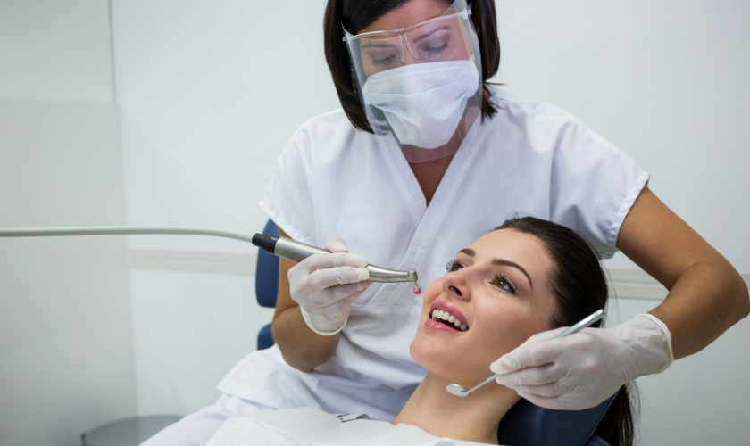 What to expect during your first visit to a general dentist