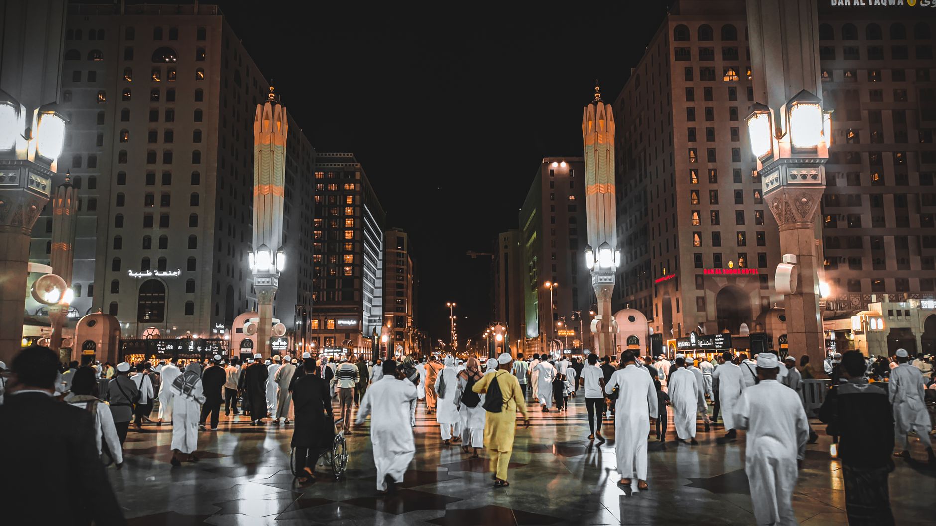 Embarking on the Spiritual Voyage: Umroh Ramadhan