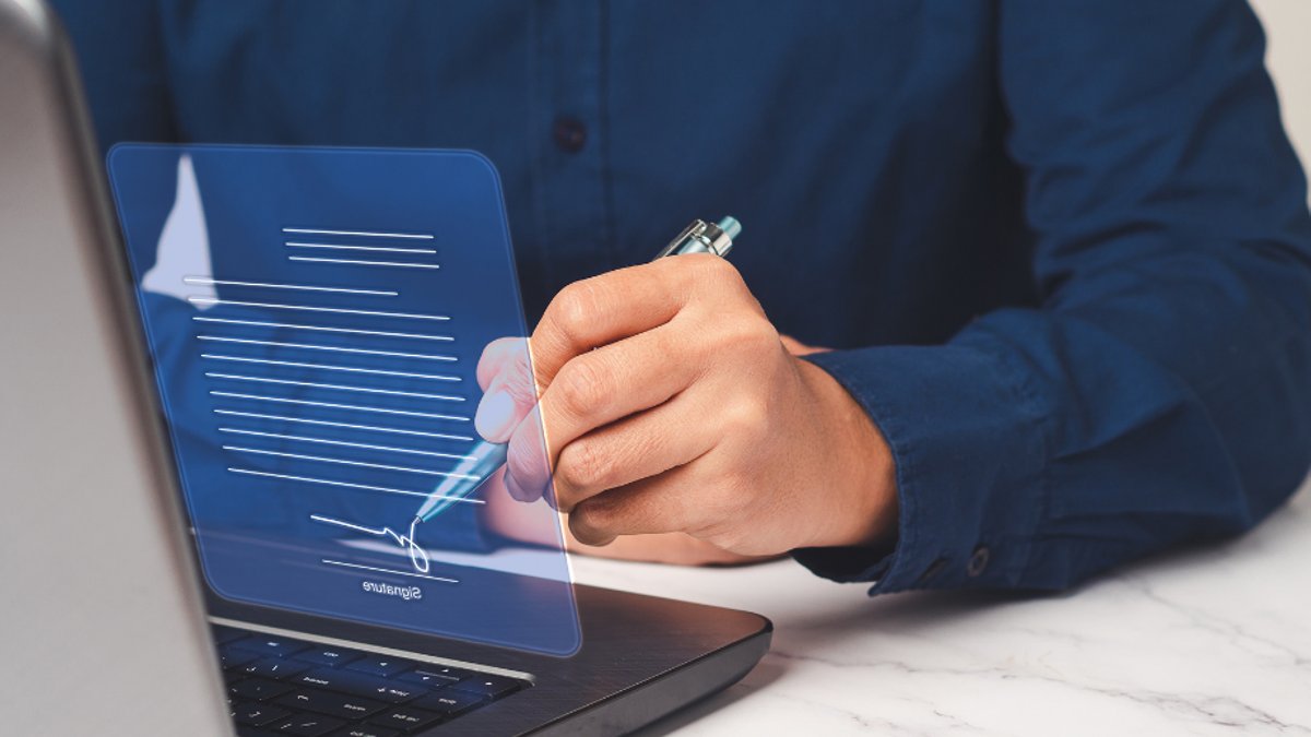 Small Businesses Turn to AI Contract Tools - ai contract