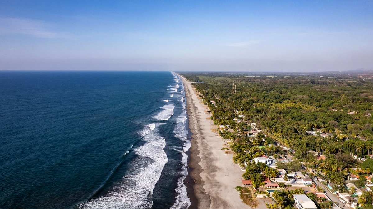 Strong El Niño declared by NOAA