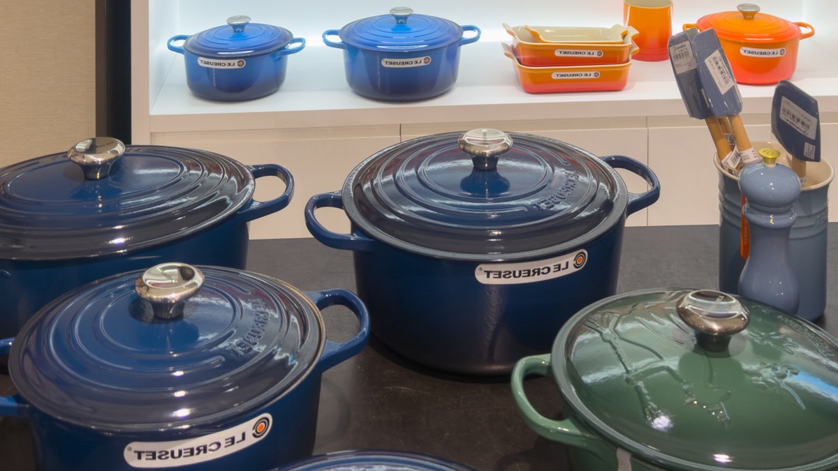 Rare Le Creuset dish excites collectors at thrift store Rare Le Creuset dish excites collectors at thrift store - rare le creuset dish