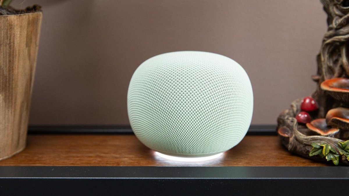 Google speaker outshines its own assistant Google speaker outshines its own assistant - smart speaker