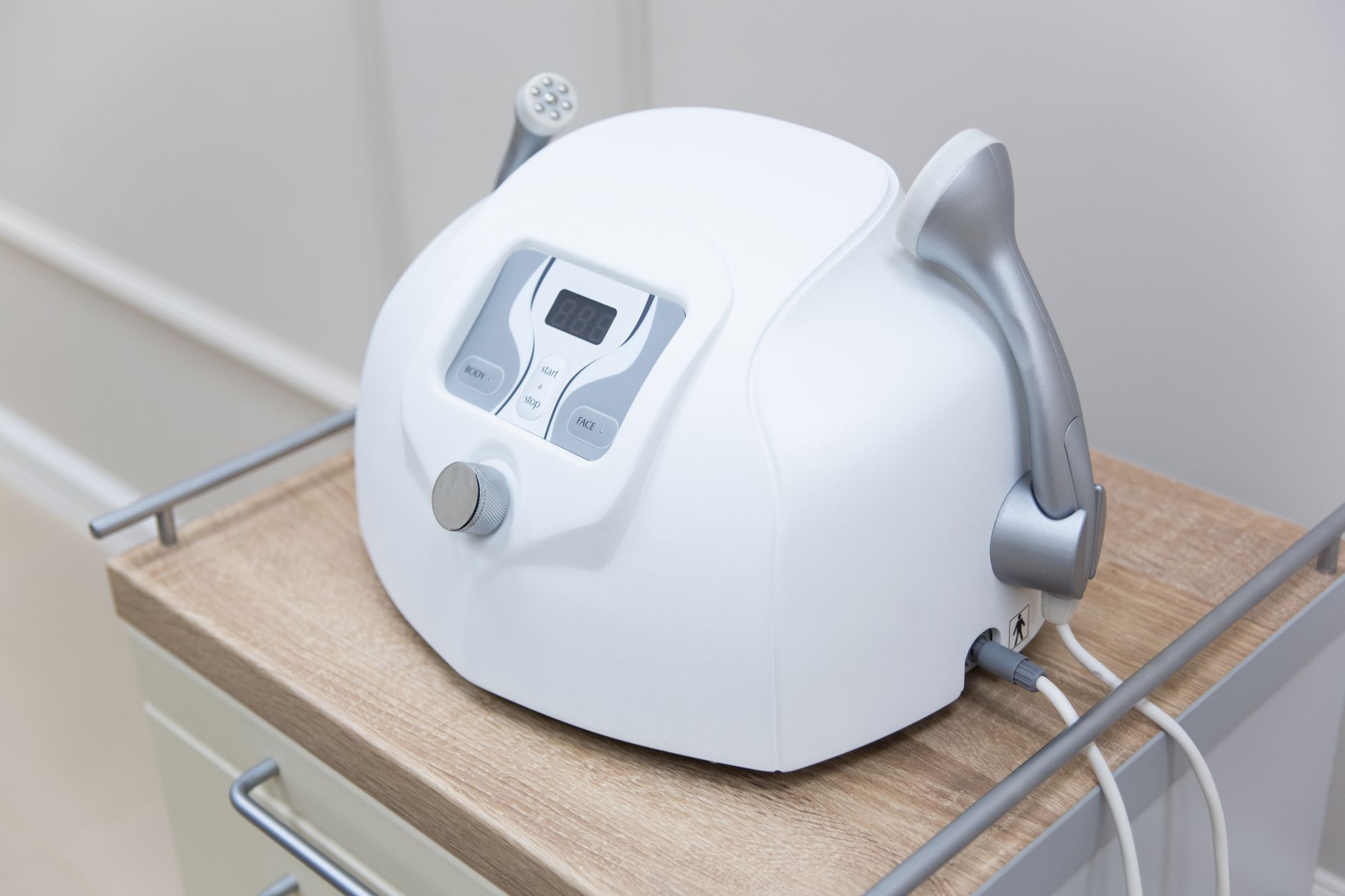 Fractional CO2 Laser: Non-Invasive Facial Rejuvenation Treatments Available in Singapore