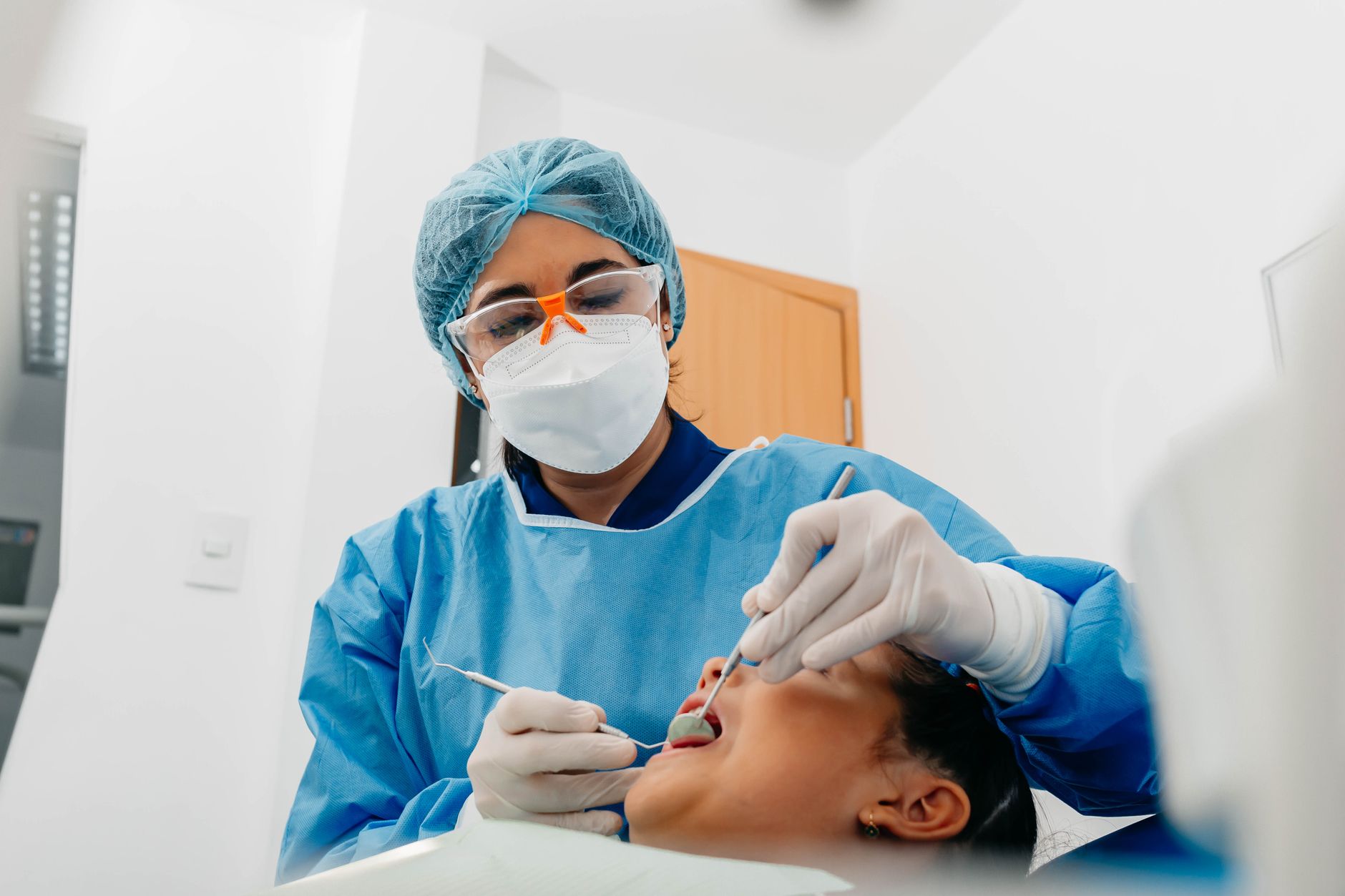 Exploring the World of Dentistry: Finding the Best Dentist in Gainesville, FL