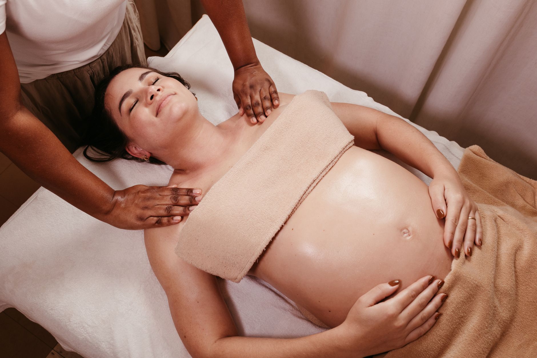 Chiropractic Care for Expectant Mothers: Safe and Effective Pain Relief