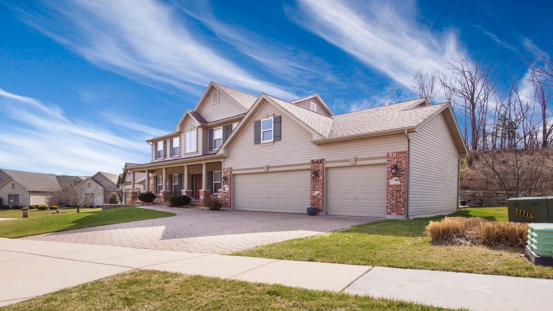3 Secret  Tips and Tricks can Buy a House with cheap prices
