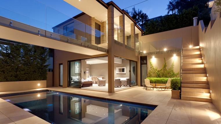 Tips on Buying a Luxury Home