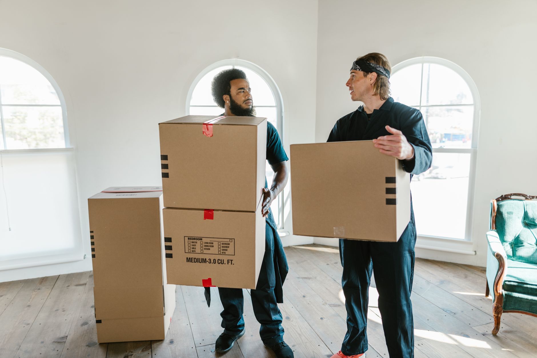 Why Should I Hire a Long-Distance Moving Company When Moving