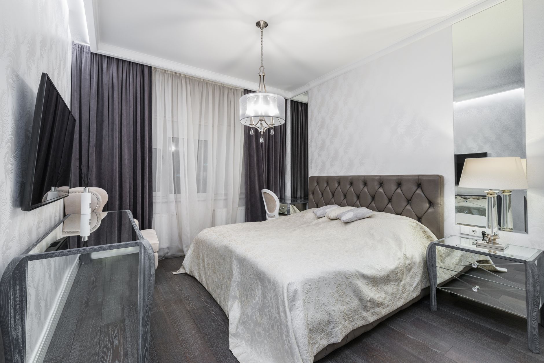 Planning Your Luxury Primary Bedroom Suite