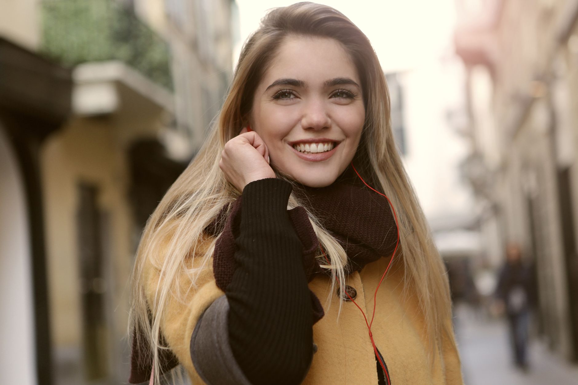 The Path to a Beautiful, Natural-Looking Smile with Dental Implants