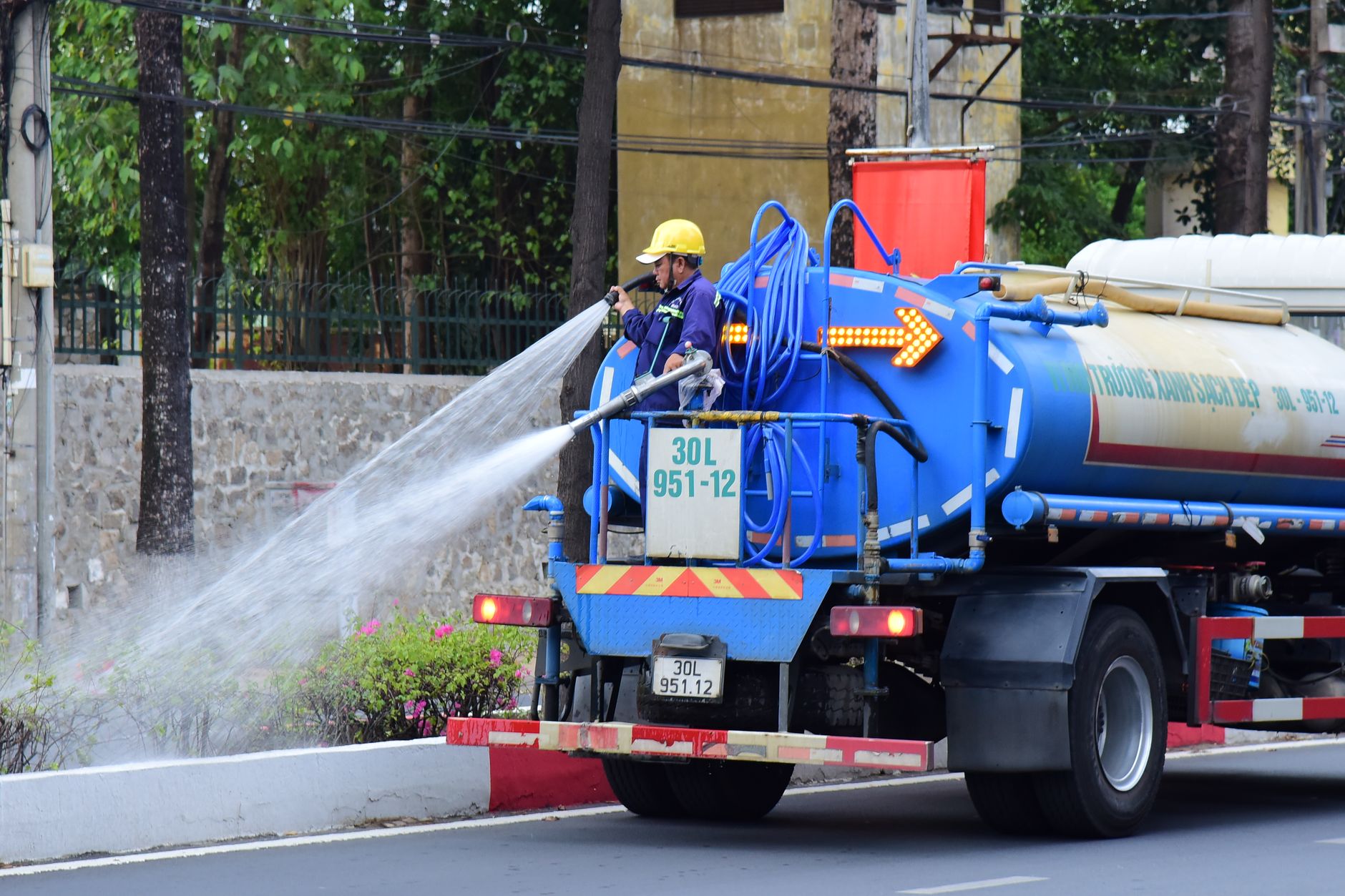 How to Choose the Best Water Service Company