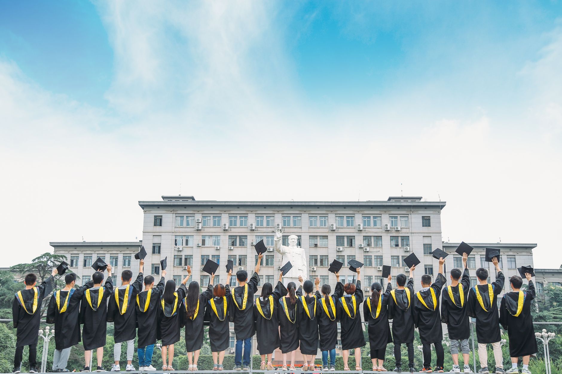 World’s top-5 school redefines future education beyond AI