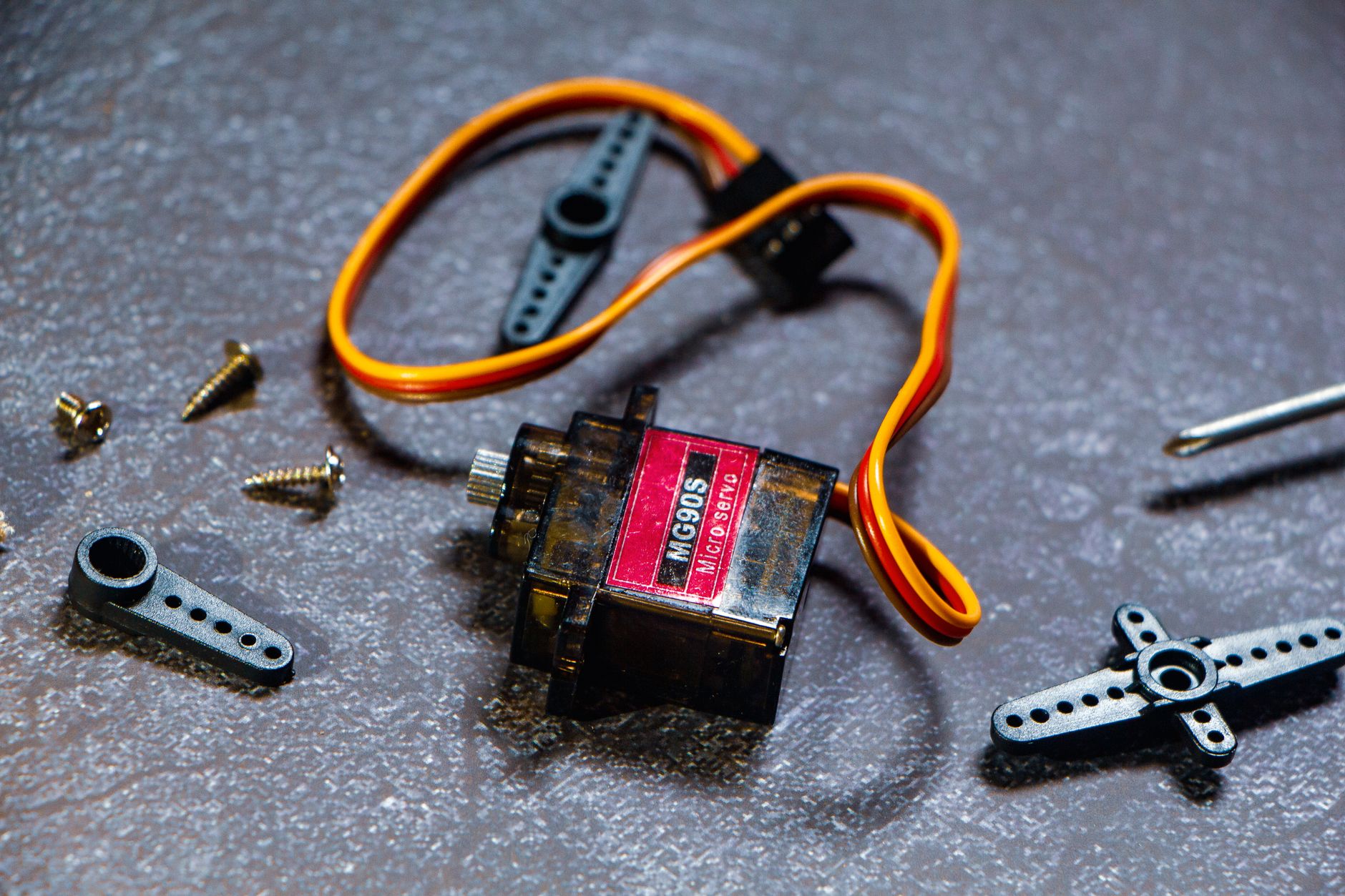 A Review Of AC Servo Motor Technology And Its Applications In Manufacturing