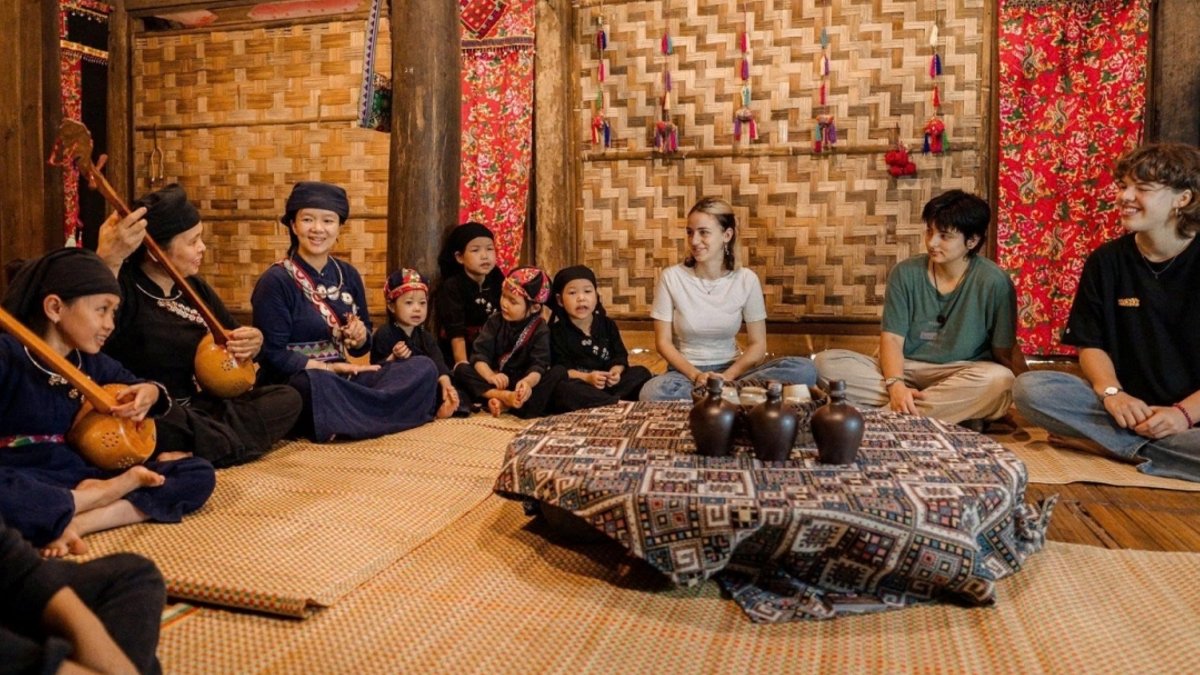 Vietnam records 12.2 million visitors in first half - vietnam tourism