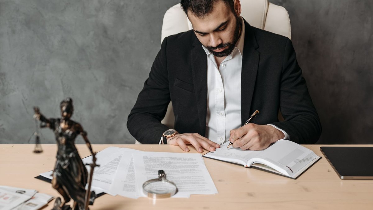 Law Firms Improve Client Service Protocols Law Firms Improve Client Service Protocols - law firm