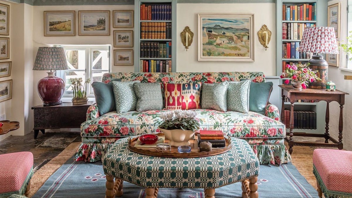 Fifties Sofa Style Makes Big Return Fifties Sofa Style Makes Big Return - fifties sofa