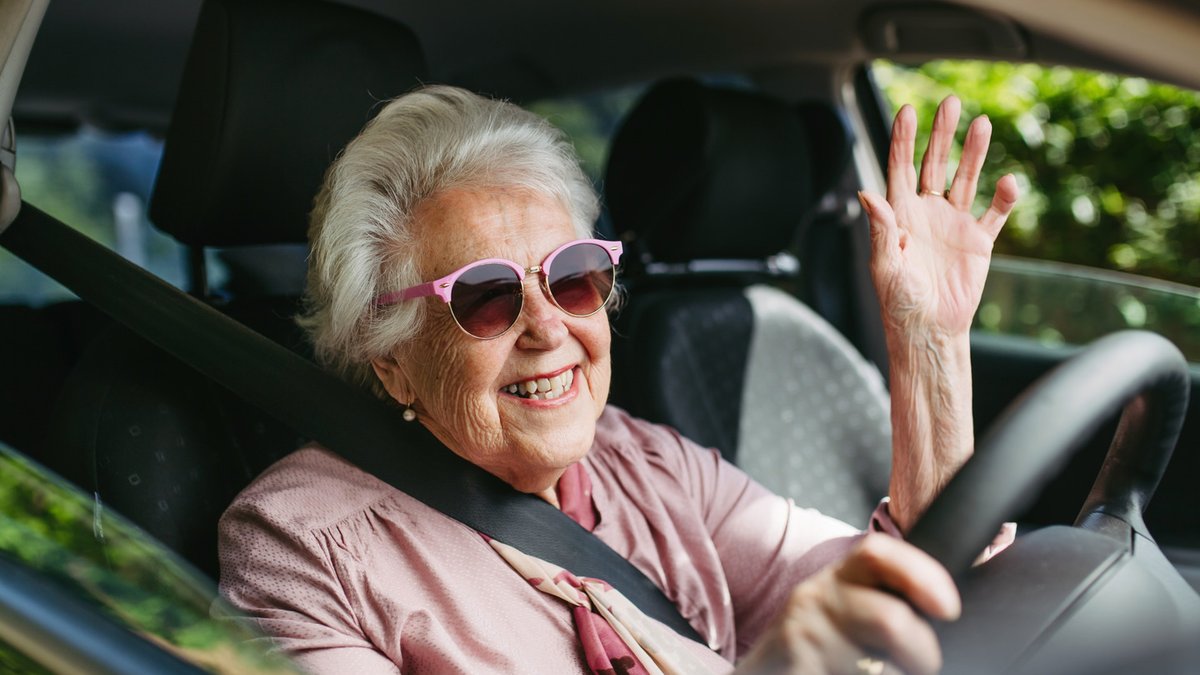 Illinois Ends Mandatory Renewal Tests for Seniors - senior license renewal