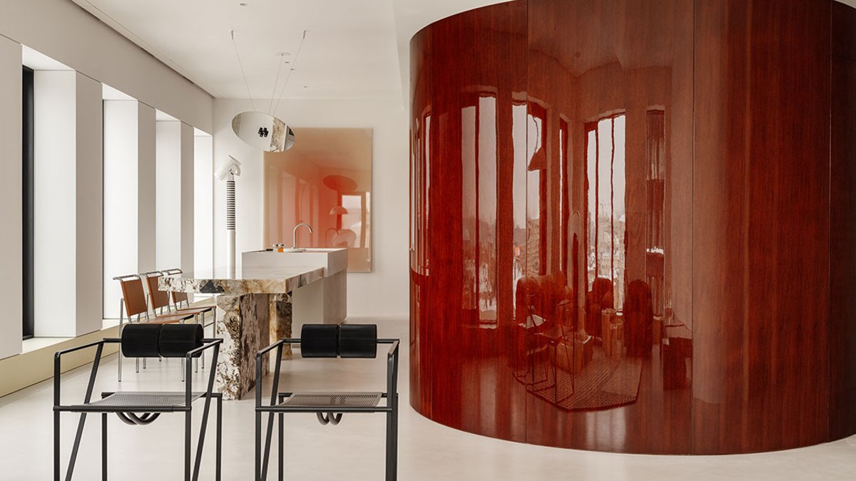 Antwe Designs Precision-Tuned Apartment Featuring Bold Oval Antwe Designs Precision-Tuned Apartment Featuring Bold Oval - oval apartment design