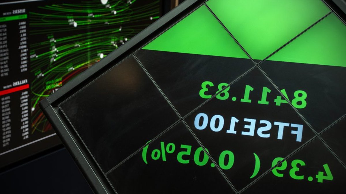 Barclays and Lloyds back digitalisation to unlock £33bn Barclays and Lloyds back digitalisation to unlock £33bn - financial digitalisation