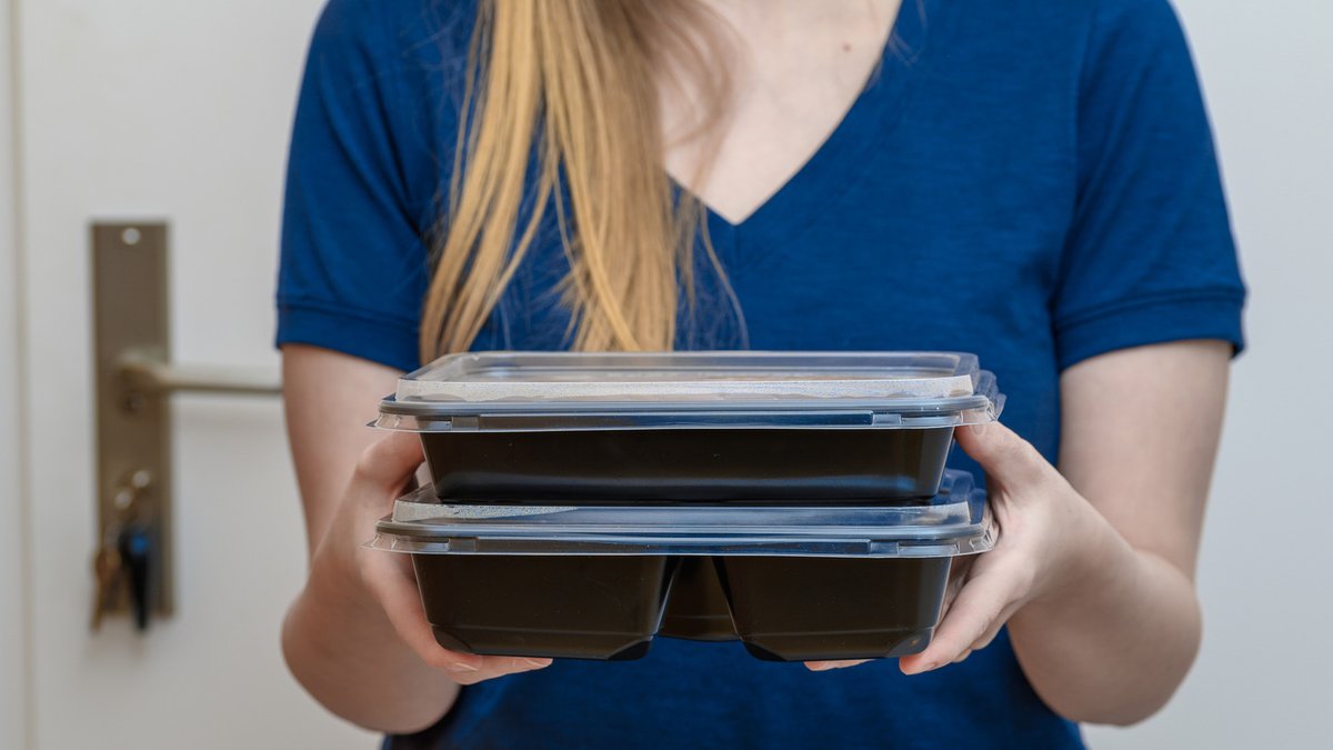 Tidy up plastic lids with smarter storage Tidy up plastic lids with smarter storage - plastic lid storage