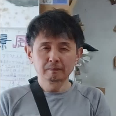 ヤダシンタロウ