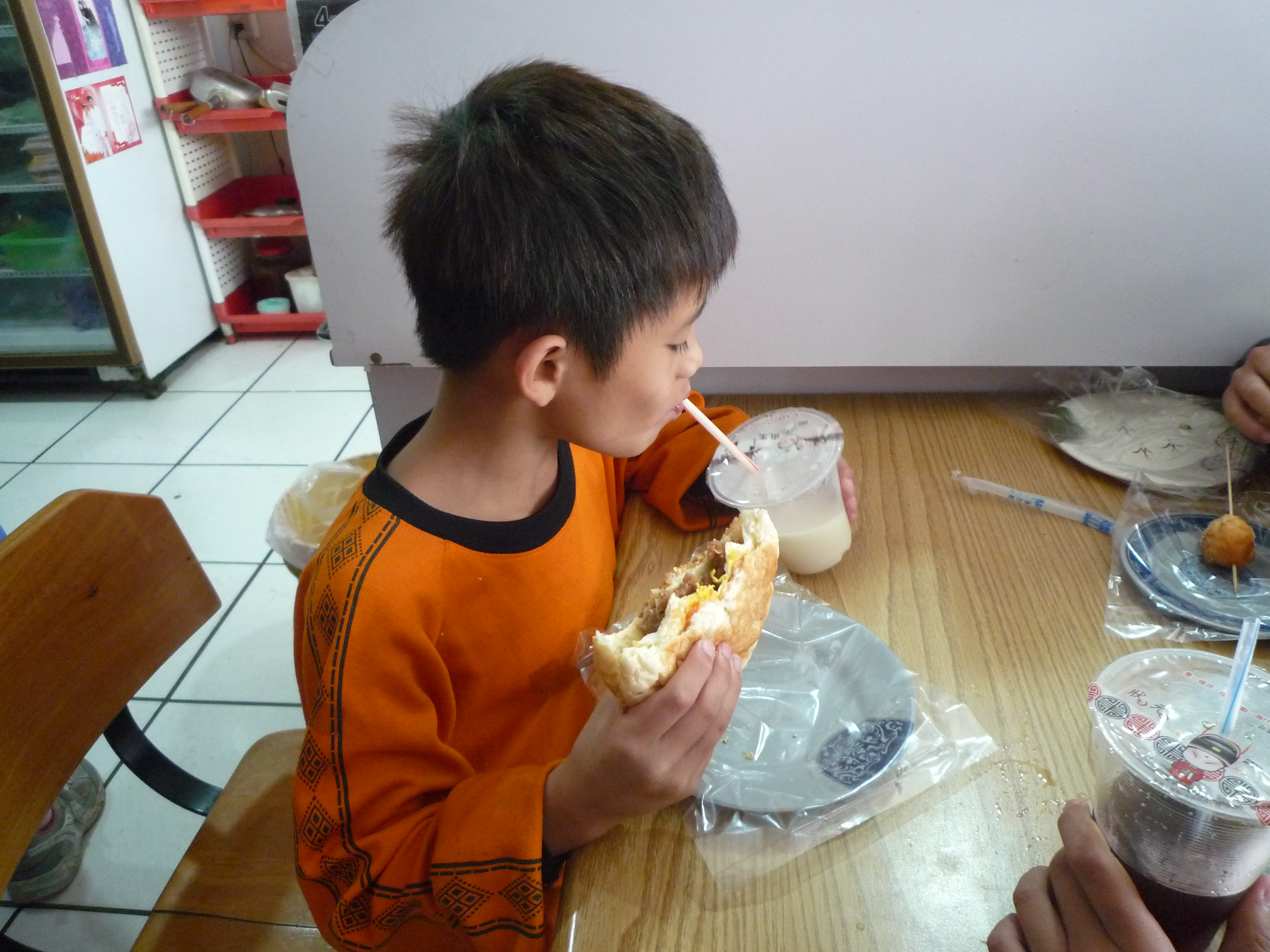 促銷 E： 2010花蓮愛心早餐