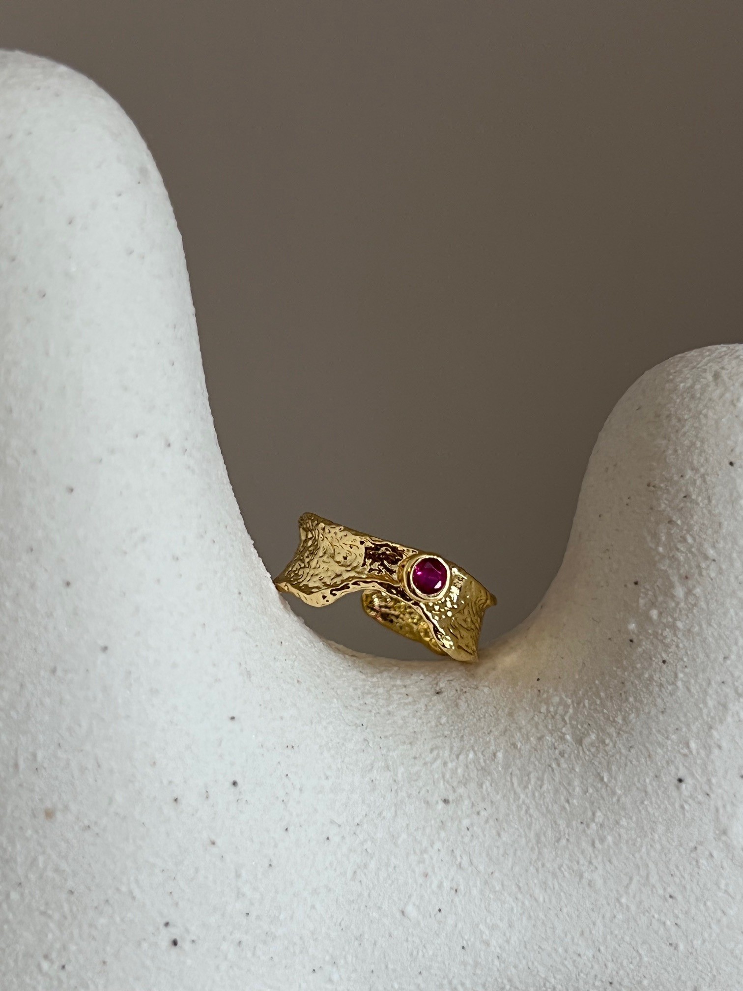 Vionella ring