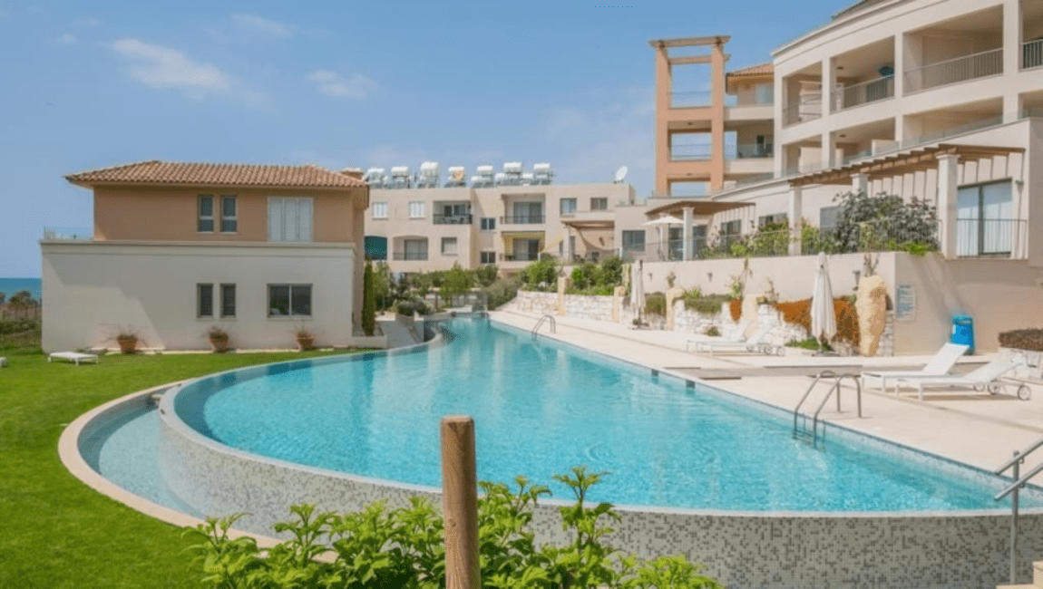 2 Bedrooms Apartment at Light house