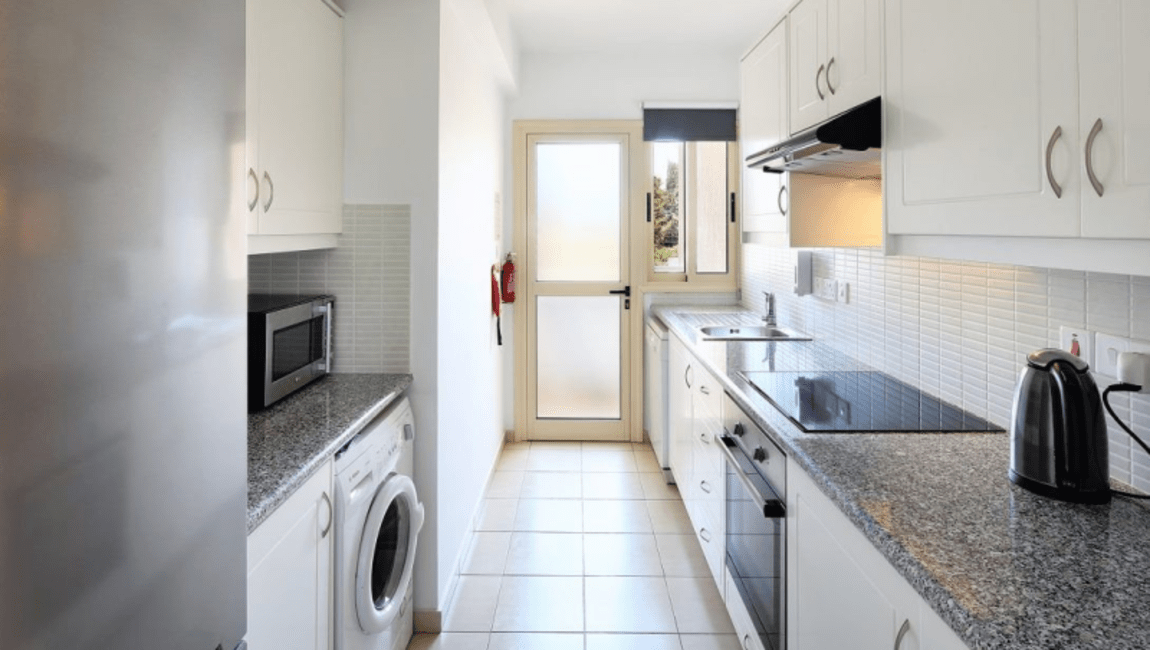 Elysia Park Apartments