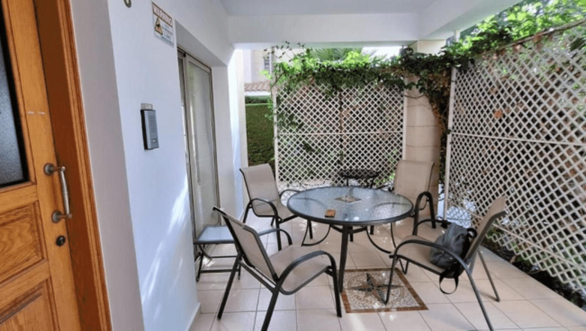 Окрема вілла з 4 спальнями в районі Гробниць Царів